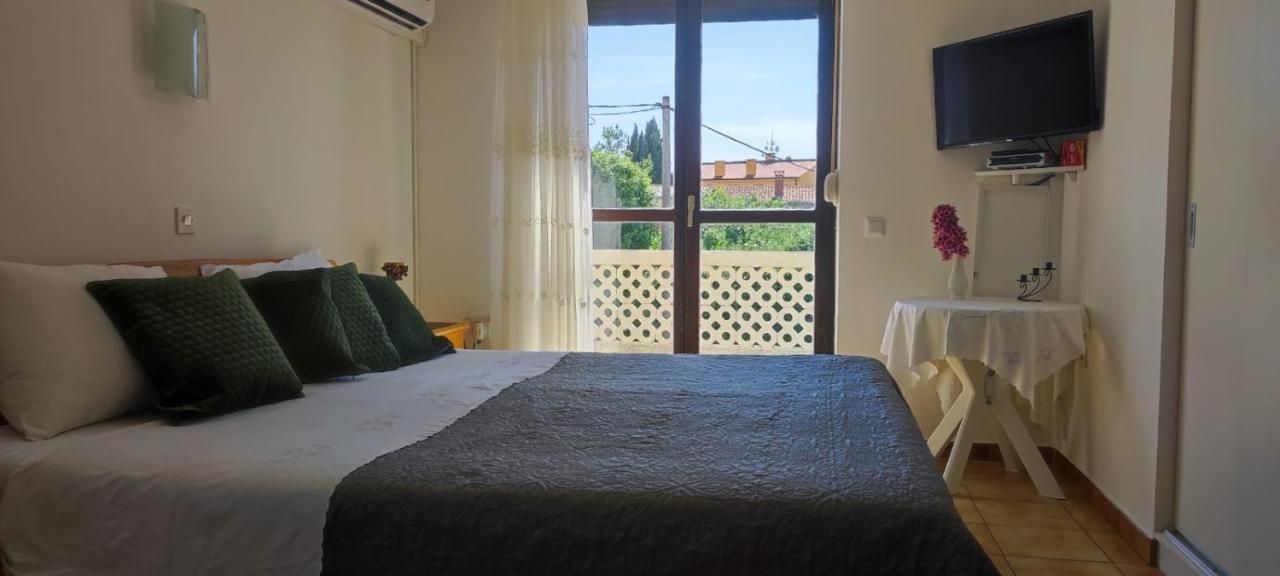 Villa Kadinela, 200M From Kamenjak, Huge Quiet Garden With Barbecue, 2 New Kitchens Premantura Luaran gambar
