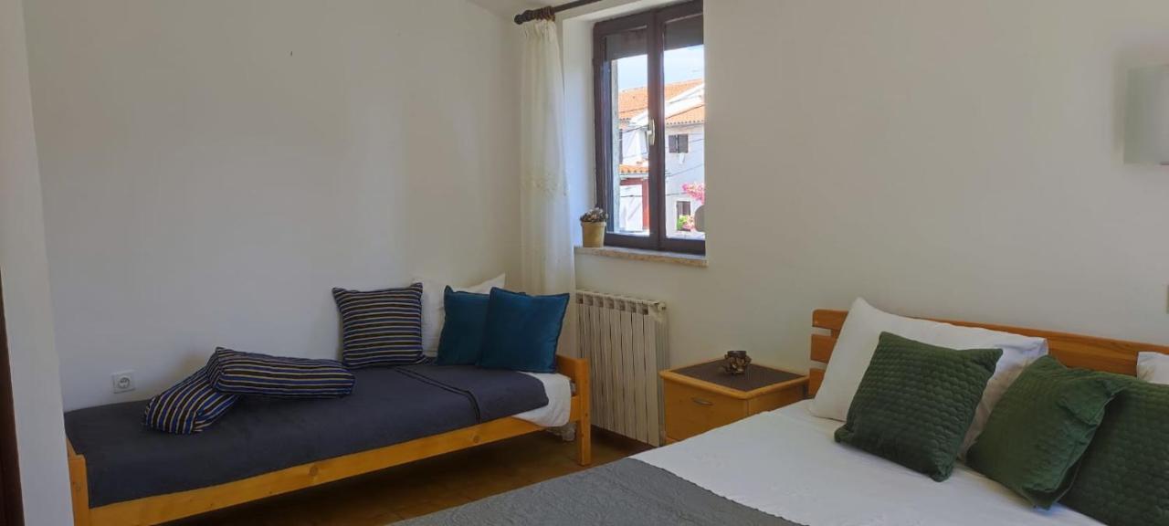 Villa Kadinela, 200M From Kamenjak, Huge Quiet Garden With Barbecue, 2 New Kitchens Premantura Luaran gambar