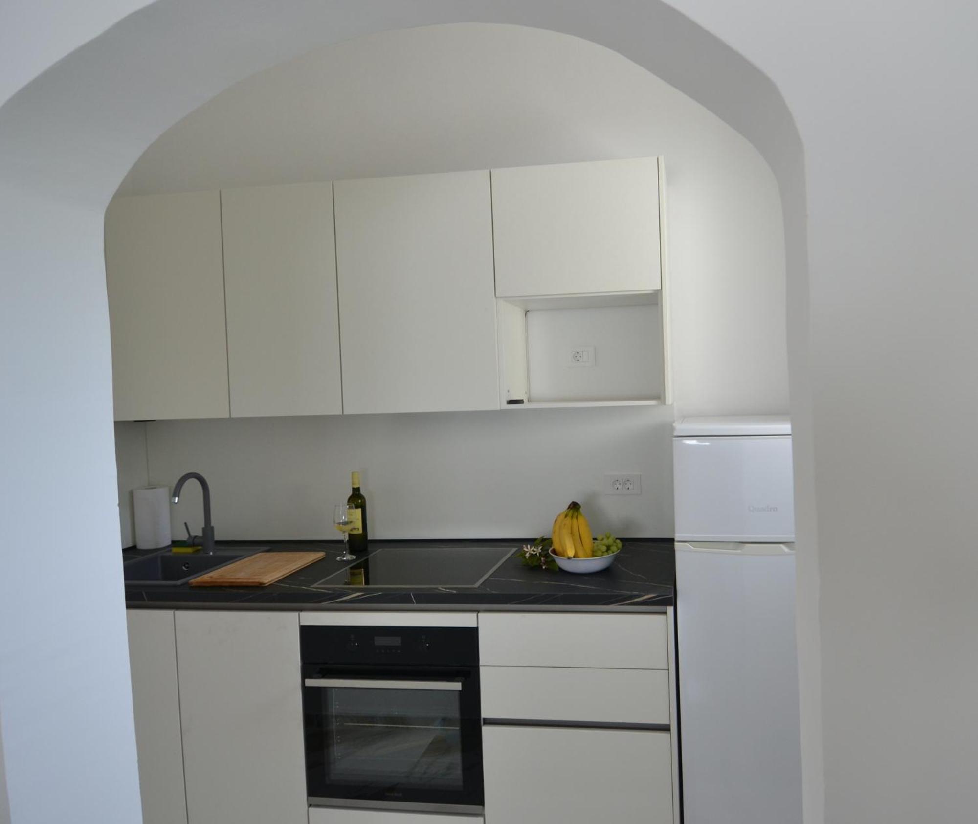 Villa Kadinela, 200M From Kamenjak, Huge Quiet Garden With Barbecue, 2 New Kitchens Premantura Luaran gambar