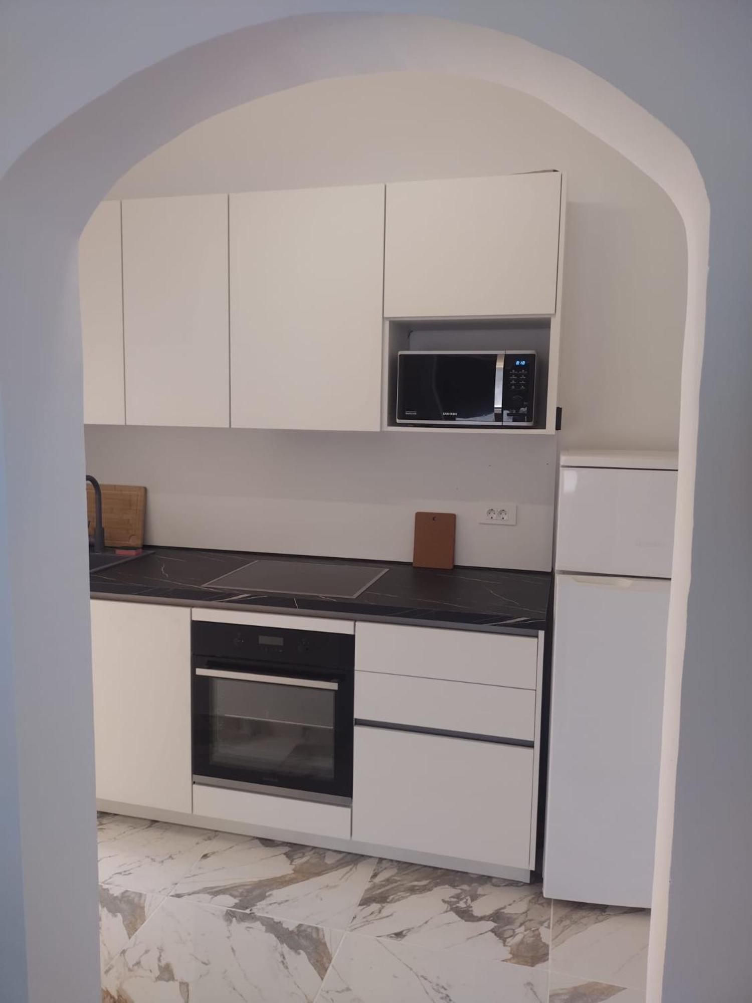Villa Kadinela, 200M From Kamenjak, Huge Quiet Garden With Barbecue, 2 New Kitchens Premantura Luaran gambar
